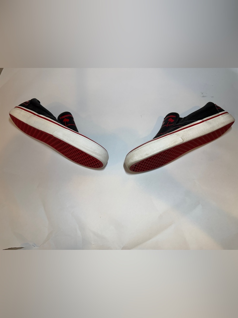 In-N-Out Shoes - Picture 5 of 5
